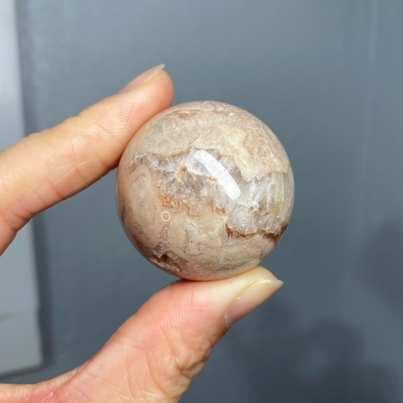 FLOWER AGATE QUARTZ DRUZY CRYSTAL SPHERE - Picture 4 of 4